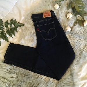 LEVI’S 711 Skinny Jeans